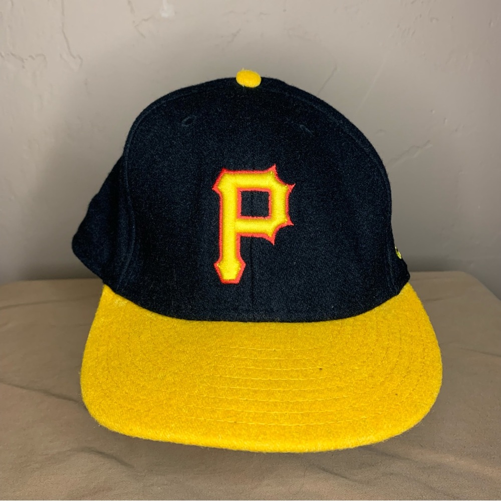 Pittsburgh Pirates Fitted Hat MLB
